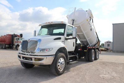 Used 2020 INTERNATIONAL MV Septic/Sewer/Vacuum Trucks Texas US | Roll Off Truck World #1491806