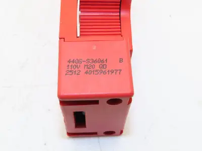 Allen Bradley 440G-S36061 Spartan Guardmaster Guard Locking Switch 110VAC 12-Pin