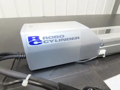 IAI Robo Cylinder w/Pulse Motor & Brake 30mm Lead 300mm Stroke 5m Cable 24VDC