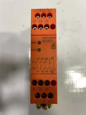 Safemaster BG5924 Safety Relay 24V 4NO