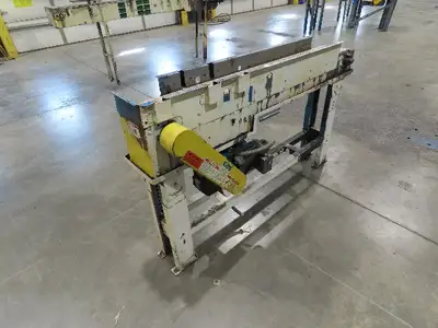 New London Engineering 7.5"x 5' 6" Plastic Tabletop Belt Conveyor 30 FPM 460V