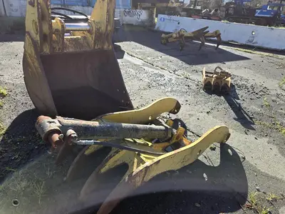 USED 2010 CATERPILLAR 315