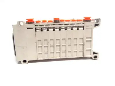 VV5QC11-08N3SD0-S | SMC  Pneumatic Manifold 8-Station - Used