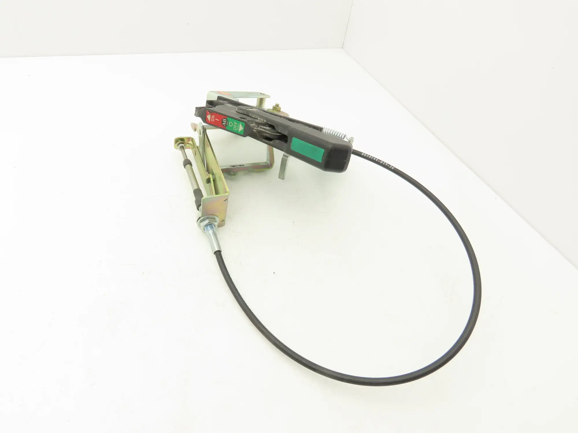 Allen Bradley 6608C44 Circuit Breaker Disconnect Handle Mechanism 36" Cable