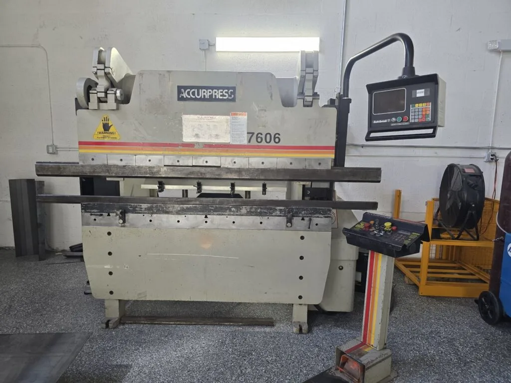 Used ACCURPRESS 7606 Press Brakes Georgia US | The Equipment Hub #877004