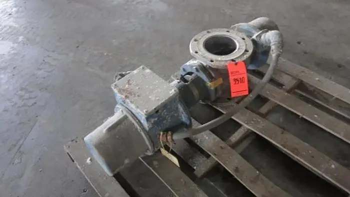 Dezurik 6 inch Basis Weight Valve