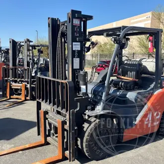 Used 2020 TOYOTA 8FGU35 Internal Combustion Forklifts: Pneumatic Tire California US | Forklift Exchange #1274430