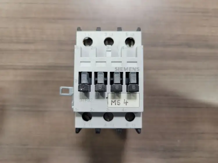 Used SIEMENS 3TF211-0A Switchgears British Columbia CA | Lenmark #242644