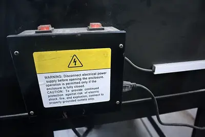 Used SANDBLASTER _UNKNOWN_ Blast Cleaning Illinois US | Machinery Marketing International #380330