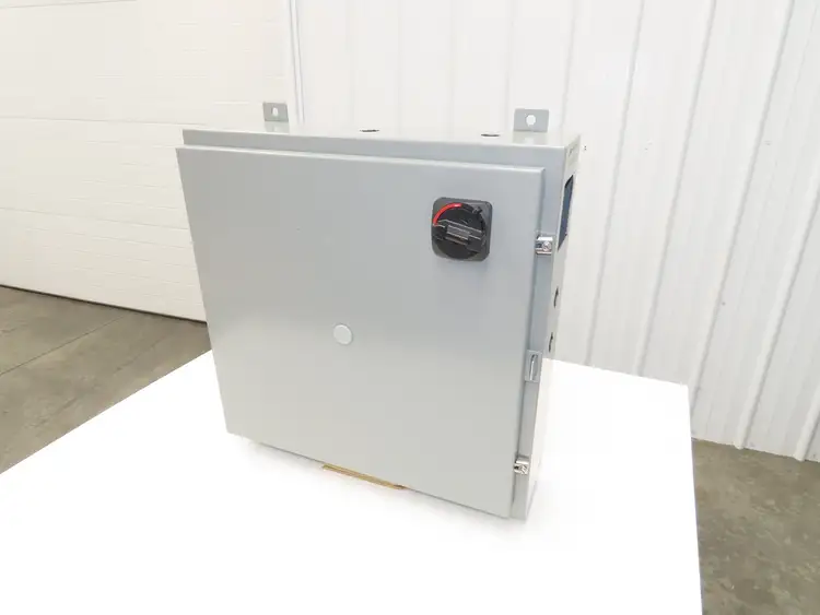Used SAGINAW _UNKNOWN_ Cabinets | Arrow Industrial #636912