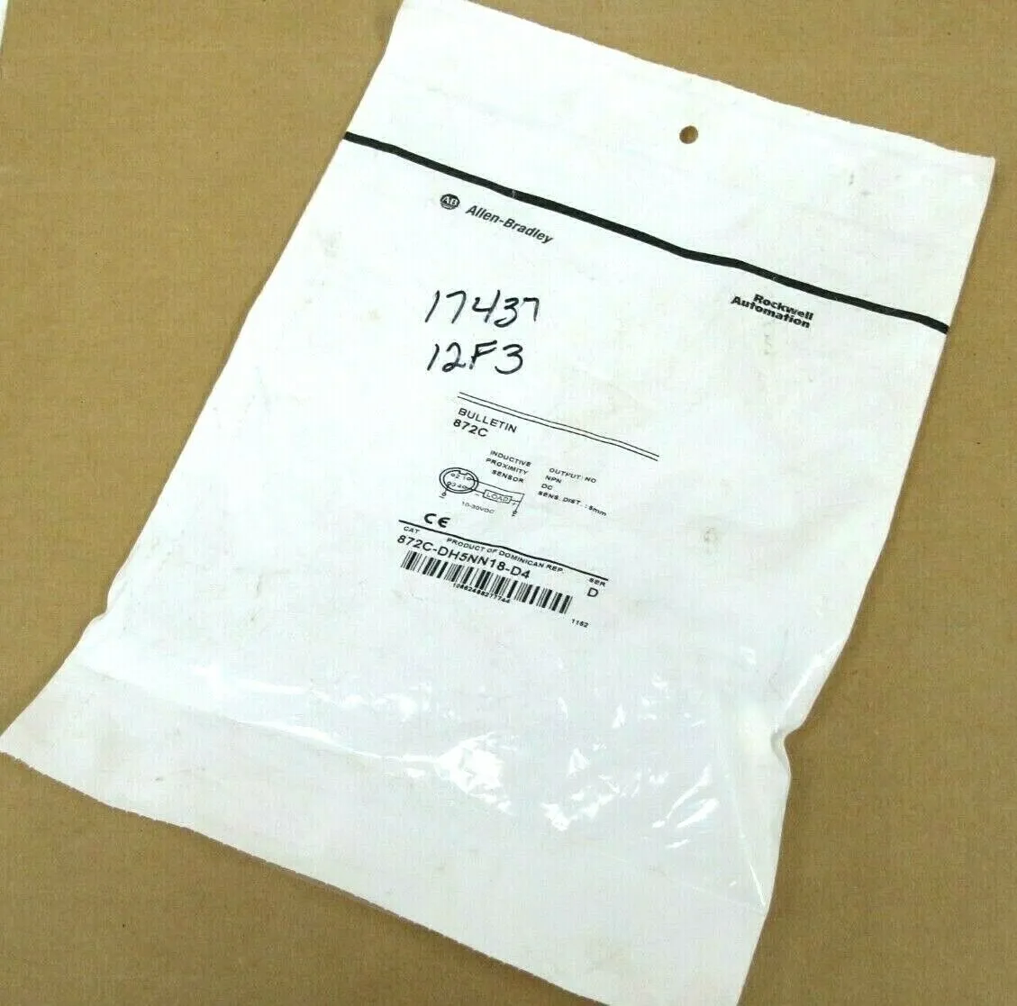NEW ALLEN BRADLEY 872C-DH5NN18-D4 INDUCTIVE PROXIMITY SENSOR 872CDH5NN18D4