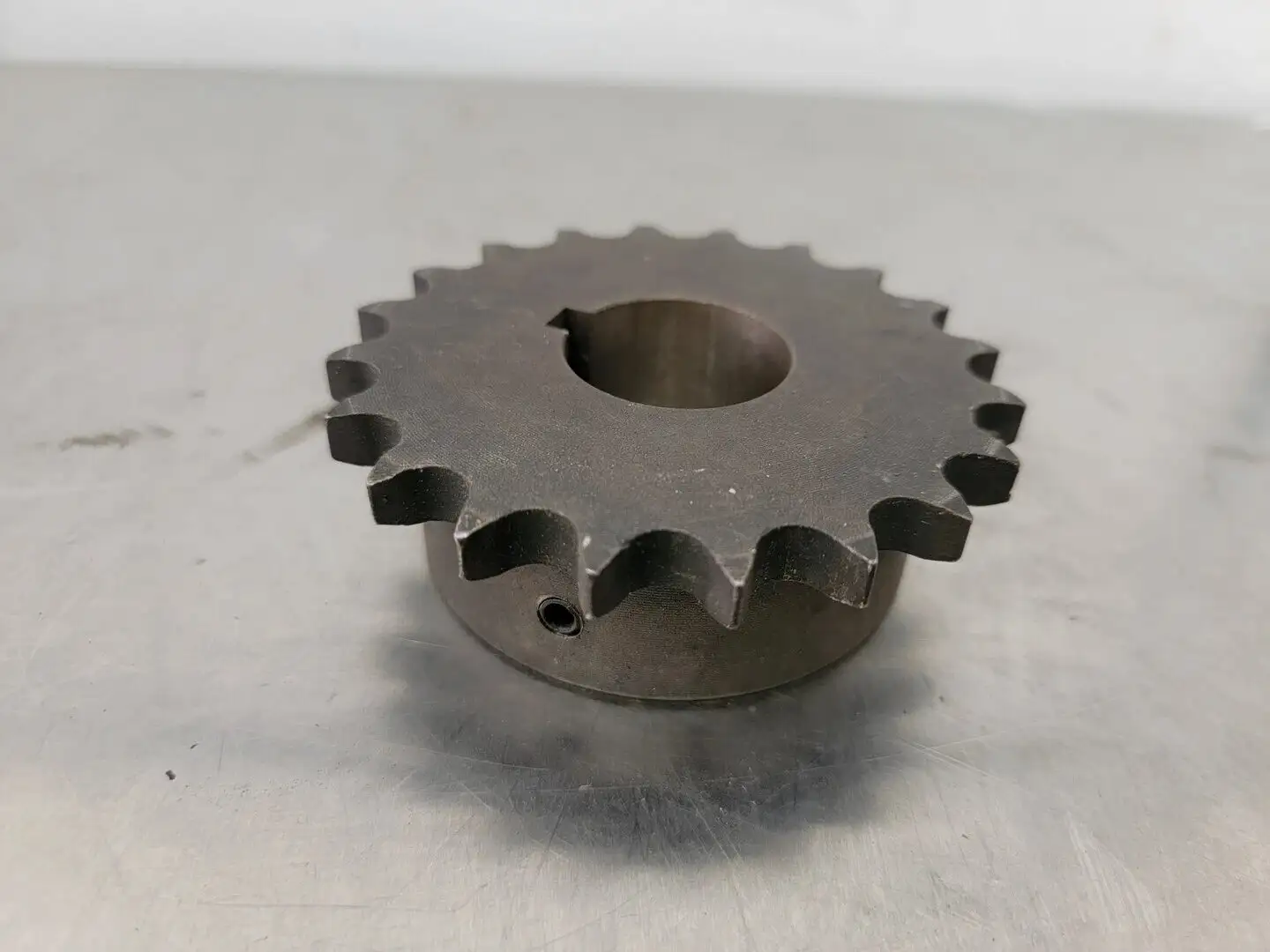 Roller Chain Sprocket 20 Teeth, Single