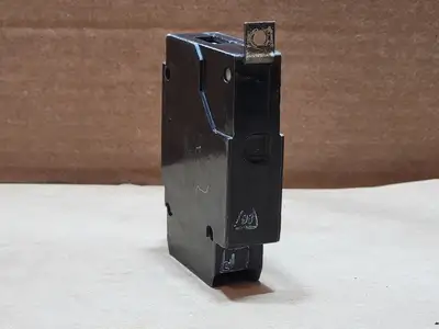 USED CUTLER-HAMMER GBH1020