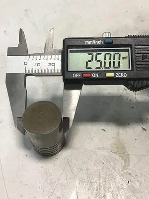 USED VICKERS 25-D10-30