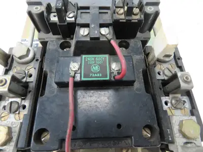 Allen Bradley 712-DCA26 Combination Motor Starter Fused 50HP 600V 3Ph Size 3