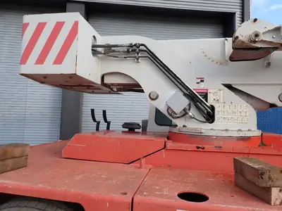 USED SHUTTLELIFT 5540F