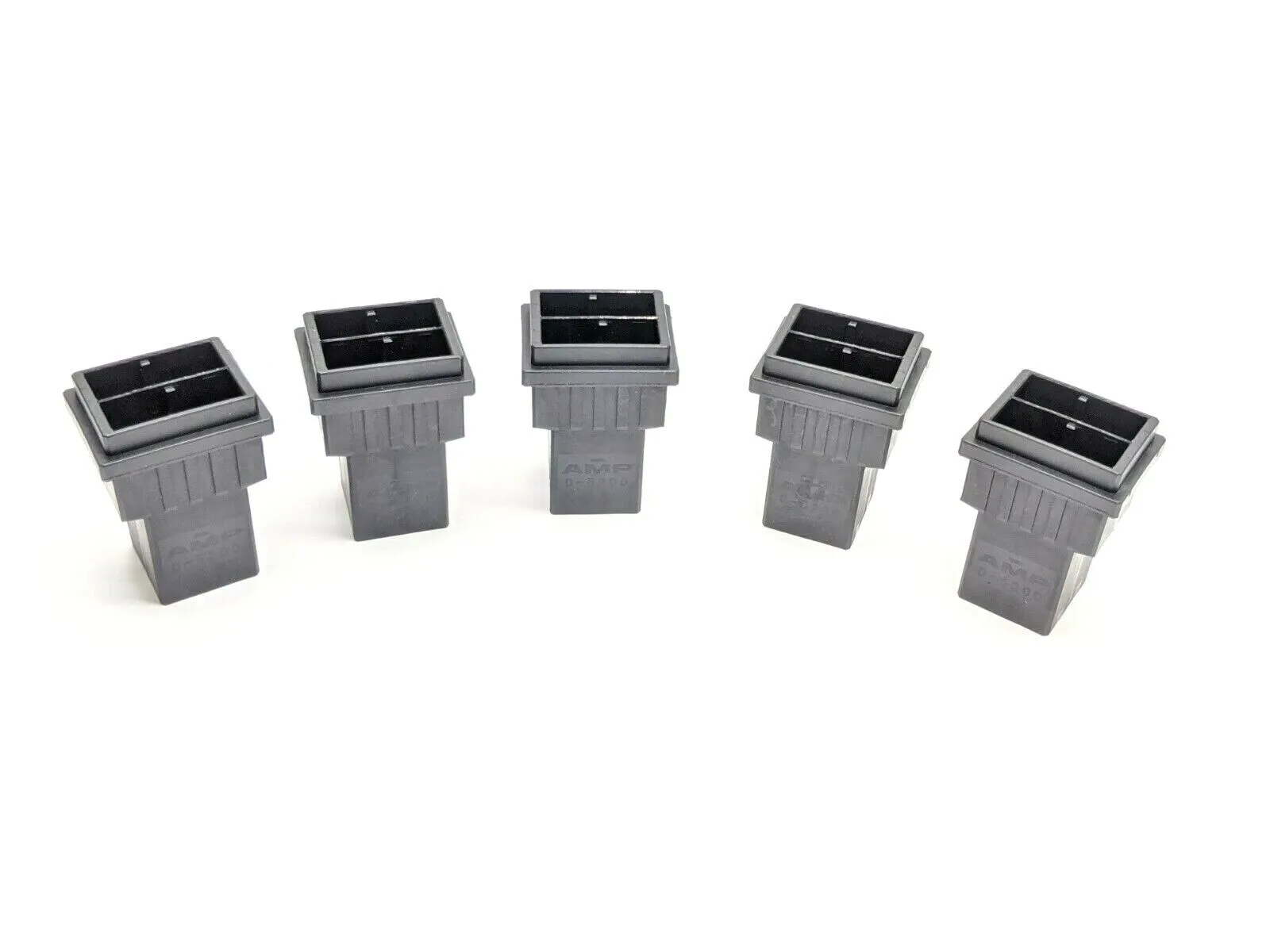 USED TE CONNECTIVITY HOUSING 4 POSITION DYNAMIC 5000 SERIES LOT OF 5
