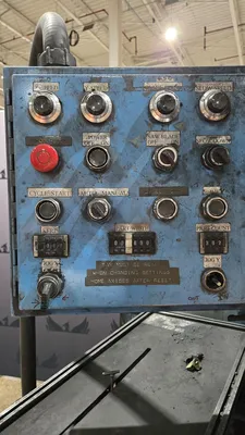Automatic Vertical Bandsaw USED
