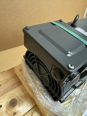 NEW Siemens 1ph7105-2jf00-0bb3