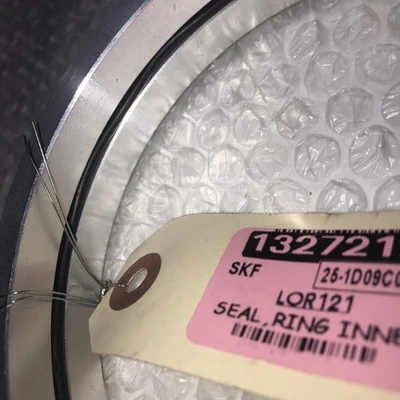 NEW SKF LOR121