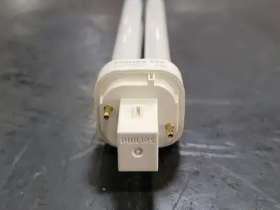 NEW PHILIPS PL-C 26W/835/2P