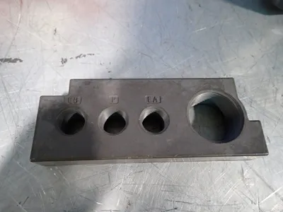 Manifold Base