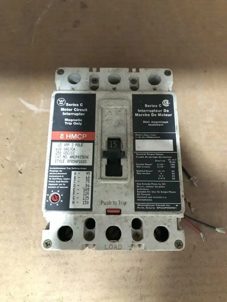 Eaton Westinghouse HMCP015E0C 15 AMP Circuit Breaker molded case