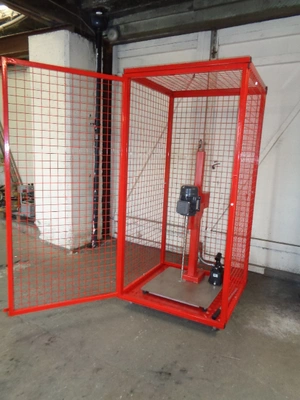 M/S Mesh Safety Cage 910 mm x 910mm x 1,800 mm Tall
