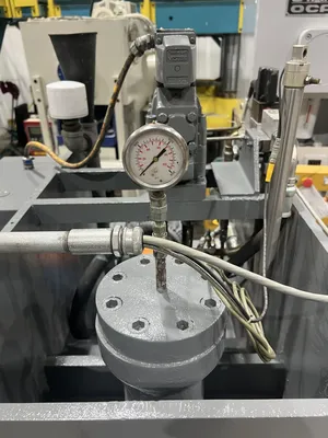 USED DENISON DENISON GC01C64D36S06 PRESS
