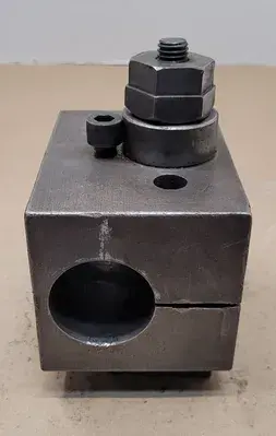 Used _UNKNOWN_ 2IN - BORING BAR HOLDER Misc Industrial Equipment Kentucky US | Aucto #686981