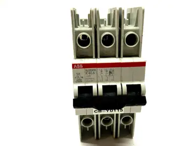 Used ABB SU203PR Circuit Breakers Michigan US | Maverick Industrial Sales #1459721