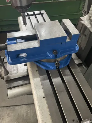 BRIDGEPORT J-HEAD MILLING MACHINES, VERTICAL | Wheeler Machinery Sales (6)