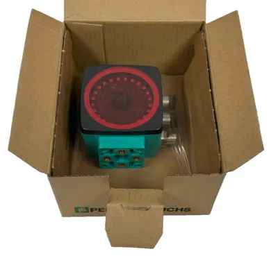 NEW PEPPERL+FUCHS PXV100-F200-B25-V1D OPTICAL READING HEAD 293431-100004