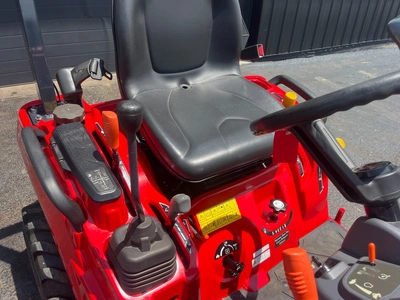 2024 MASSEY FERGUSON GC1723C Tractor | County Equipment Company LLC (14)