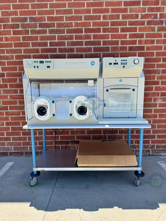 Used DON WHITLEY MACS-MG-500 ANAEROBIC WORKSTATION W/ ACCESSORIES Glove Boxes California US | Equipment Lab #1302439