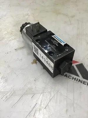 USED REXROTH 4WE6D60/EG24N9K4