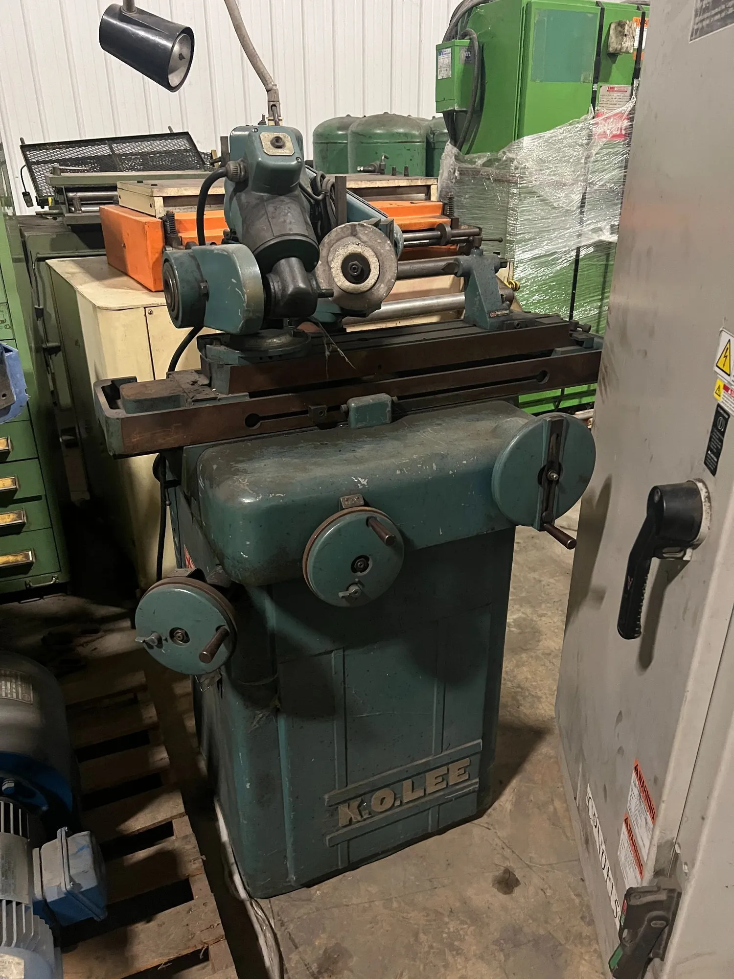 USED KO LEE BA960 TOOL & CUTTER GRINDER