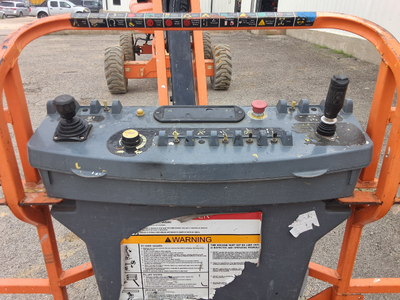 USED 2013 JLG M600JP