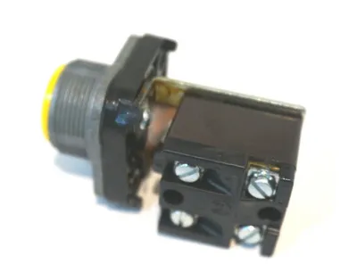 NEW ALLEN BRADLEY 800T-A9M PUSHBUTTON SER. T 800TA9M