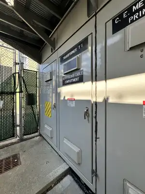 Used _UNKNOWN_ _UNKNOWN_ Switchgears New York US | Apex Auctions #1550774