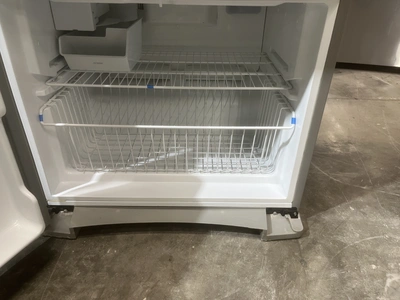 Used GE FREEZER ON BOTTOM Refrigerators Michigan US | Miedema Asset Management Group #1425114