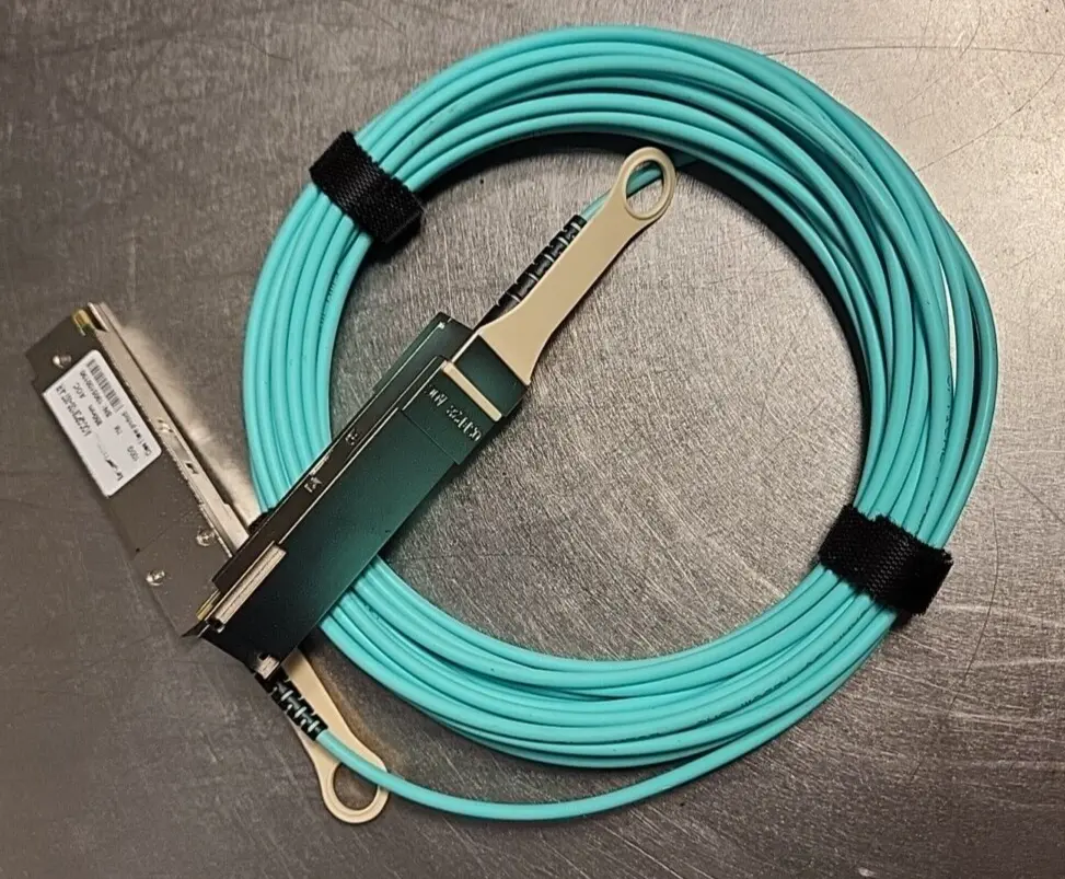 Active Optical Cable QSFP28 100Gbps, 10M, MSA Compat/AOCQP28100-010 (BIN461)
