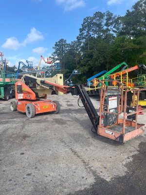 USED 2014 JLG E400AJPN