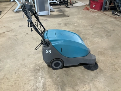 Used TENNANT S5 Sweepers Michigan US | Miedema Asset Management Group #1445812