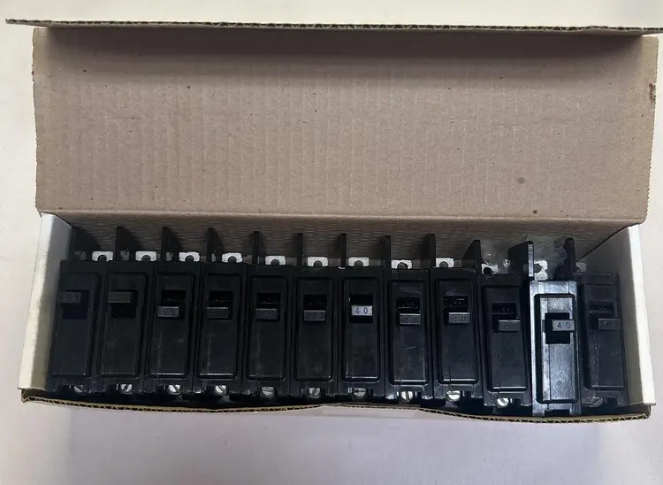 Used SIEMENS BQ1-B040 Miscellaneous Equipment (Electrical & Power) | Surplus Asset Holdings #1198340