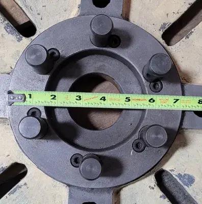 D1-6 LATHE FACE PLATE – 22” OVERALL DIAMETER, 2-1/2” THROUGH HOLE, D1-6 MOUNT, 6 PINS
