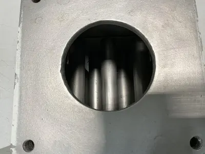 USED METAL FABRICATING NO MODEL NUMBER / NO TAG