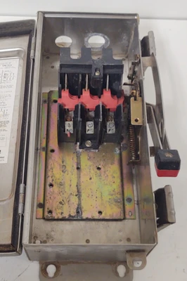 USED Square D HU361DS