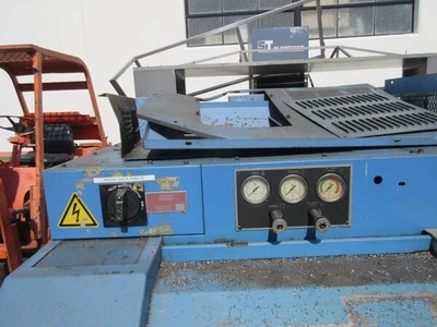 USED 1993 MAZAK QUICK-TURN-15