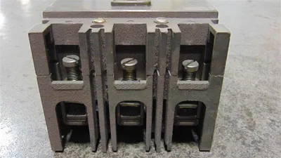 Westinghouse HFB3125 Circuit Breaker 125 Amps 600VAC Used